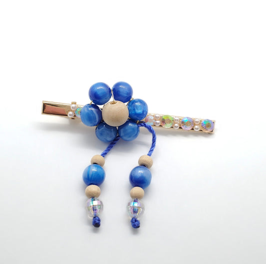 Azure Flower Hair Clipper